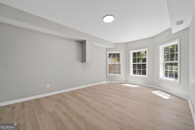 1641 White Oak Cove, Loganville, GA 30052