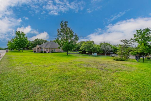 3534 Cliff View Loop, Weatherford, TX 76087