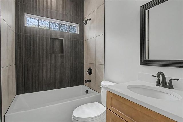 4621 Ashmore Drive, Forest Park, GA 30297
