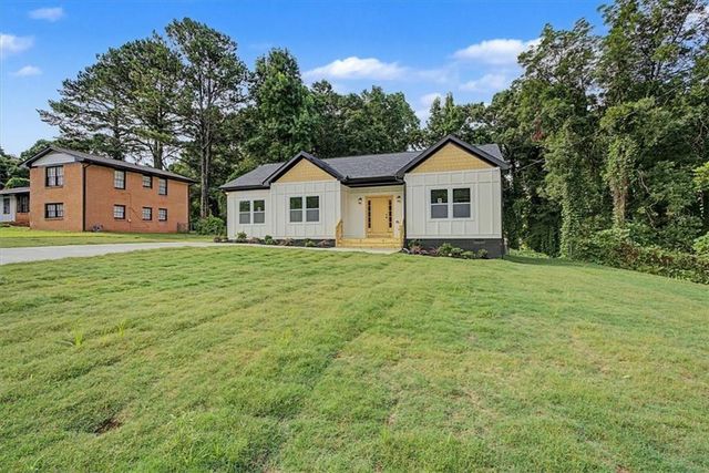 4621 Ashmore Drive, Forest Park, GA 30297
