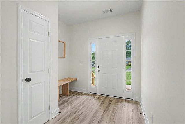 4621 Ashmore Drive, Forest Park, GA 30297