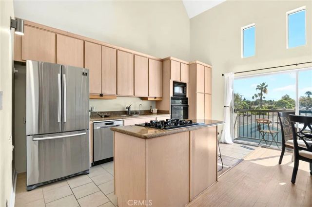 4660 Coldwater Canyon Avenue 20, Studio City, CA 91604