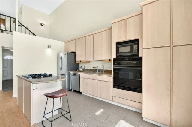 4660 Coldwater Canyon Avenue 20, Studio City, CA 91604