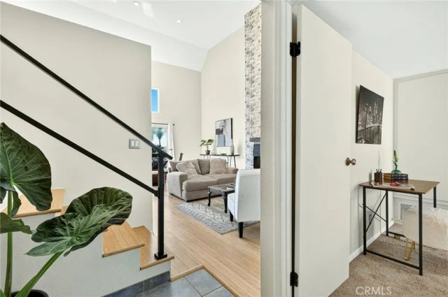 4660 Coldwater Canyon Avenue 20, Studio City, CA 91604