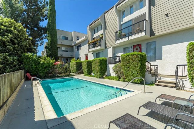4660 Coldwater Canyon Avenue 20, Studio City, CA 91604