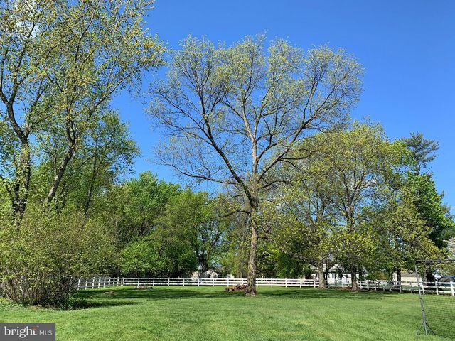2327 DUBREE AVE, Warrington, PA 18976