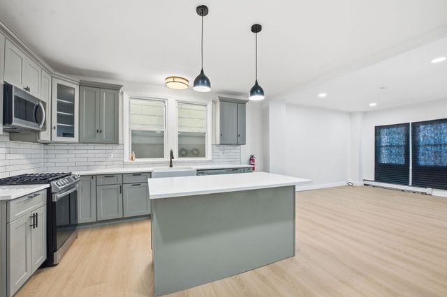 139 WEST 51ST ST, Bayonne, NJ 07002