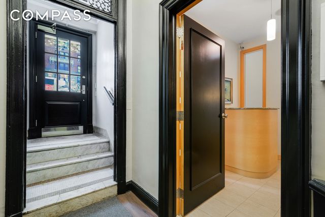570 Park Avenue GROUND D, New York City, NY 10065