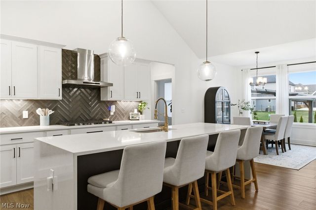 11201 Creek View Way, Columbia Station, OH 44028