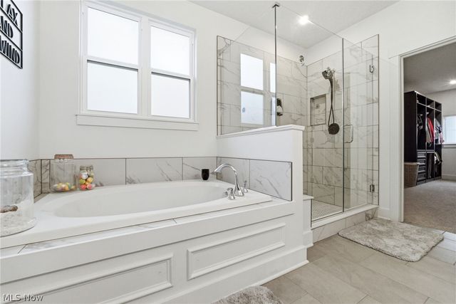 11201 Creek View Way, Columbia Station, OH 44028