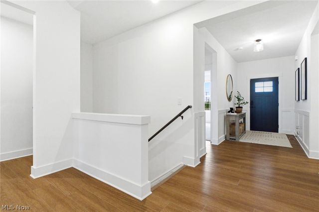 11201 Creek View Way, Columbia Station, OH 44028