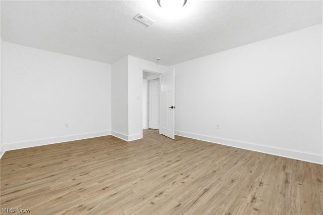 11201 Creek View Way, Columbia Station, OH 44028