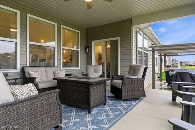 11201 Creek View Way, Columbia Station, OH 44028