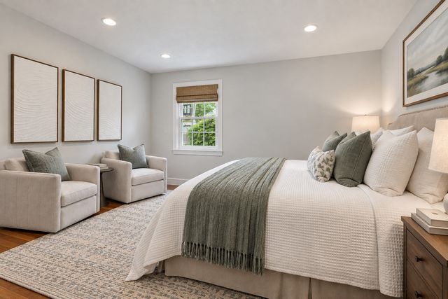39 Rollingwood Ln, Concord, MA 01742