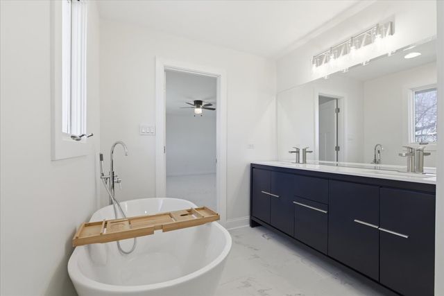 15654 S 82nd Avenue, Orland Park, IL 60462