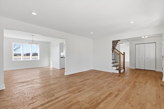 15654 S 82nd Avenue, Orland Park, IL 60462