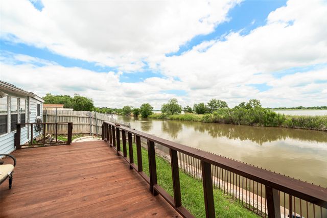 5407 Water View Drive, Granbury, TX 76048