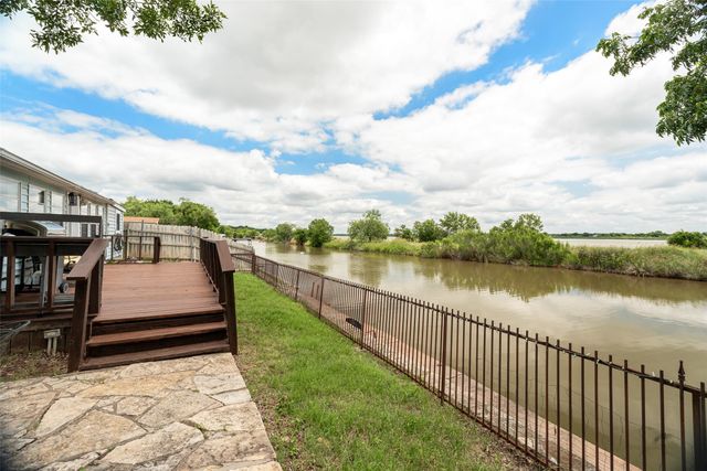 5407 Water View Drive, Granbury, TX 76048