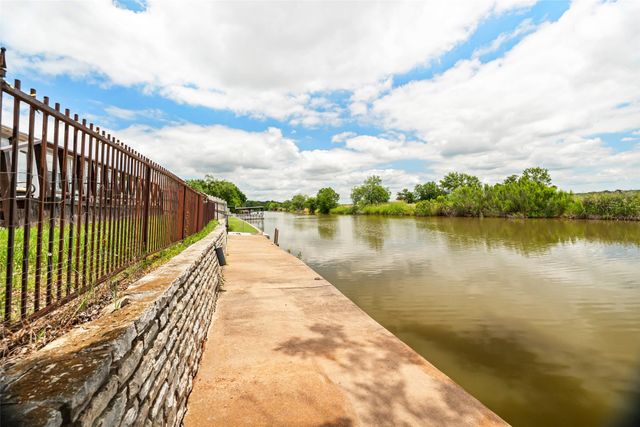 5407 Water View Drive, Granbury, TX 76048