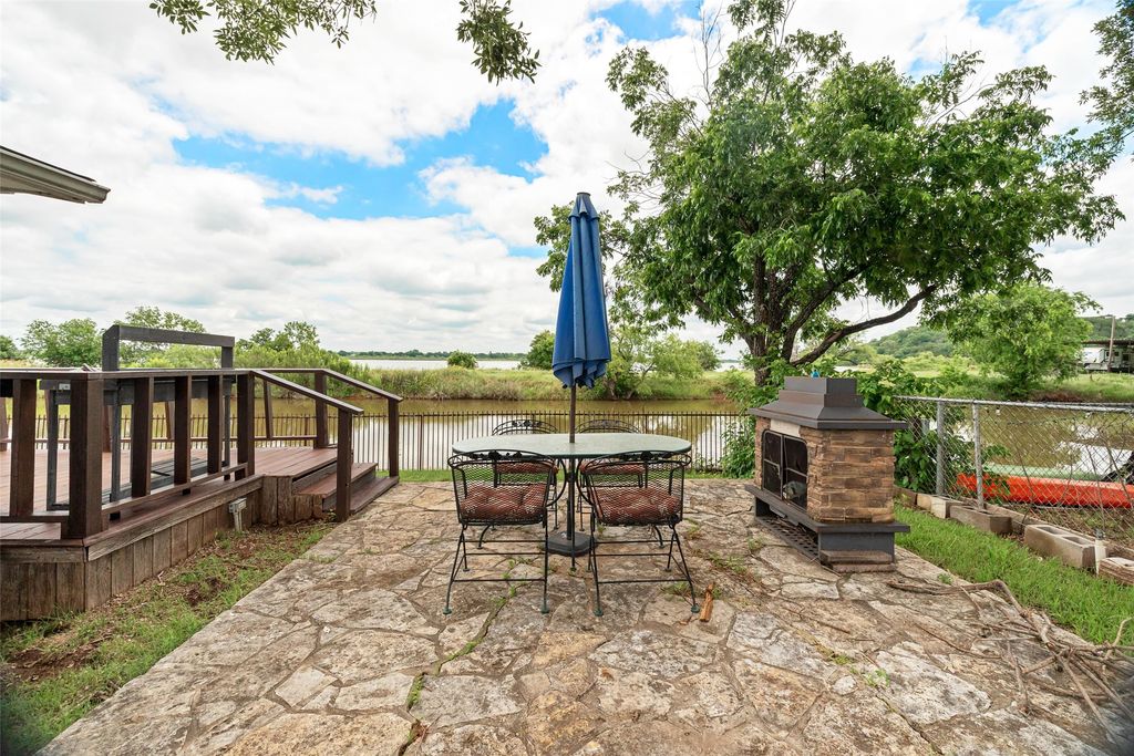 5407 Water View Drive, Granbury, TX 76048