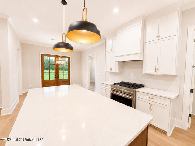 5073 Sophia Lane, Hernando, MS 38632