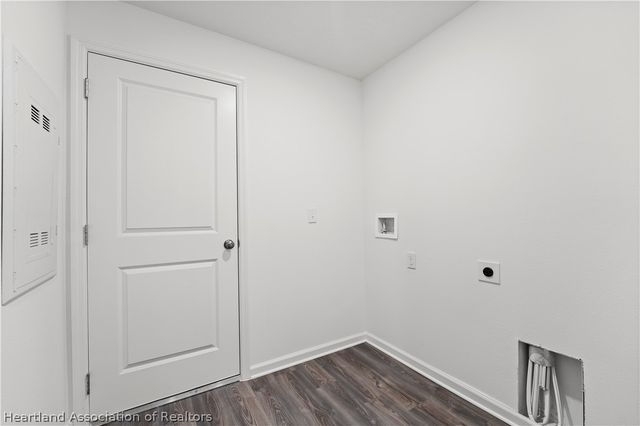 2077 GOLDEN BEAK Drive, Eagle Lake, FL 33839