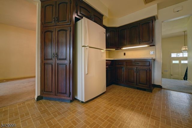 301 Grand Blvd, Emerson Boro, NJ 07630