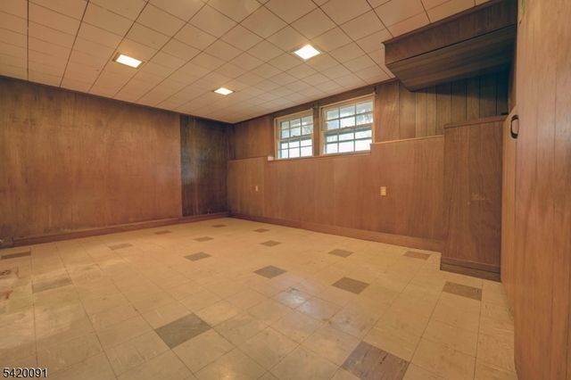 301 Grand Blvd, Emerson Boro, NJ 07630
