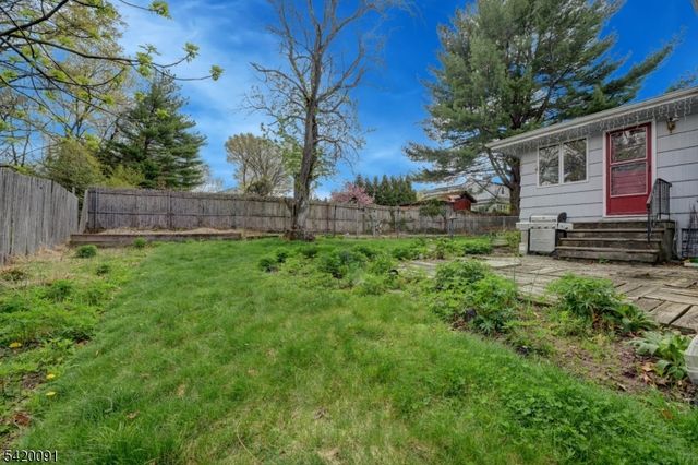 301 Grand Blvd, Emerson Boro, NJ 07630