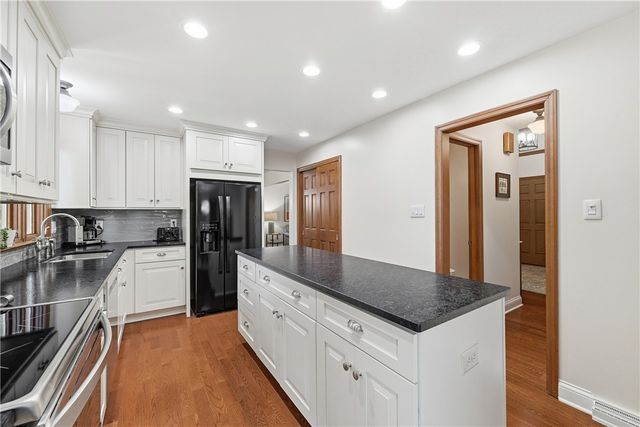 4108 JASMINE DRIVE, Bethel Park, PA 15102
