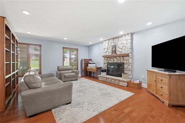 4108 JASMINE DRIVE, Bethel Park, PA 15102