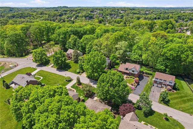 4108 JASMINE DRIVE, Bethel Park, PA 15102