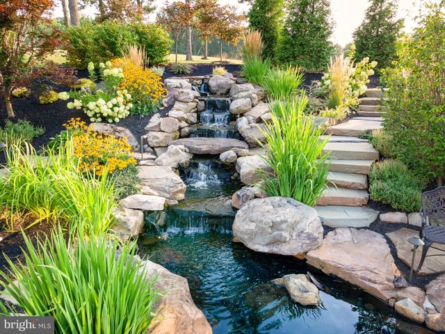 7484 WILSON RD, Warrenton, VA 20186