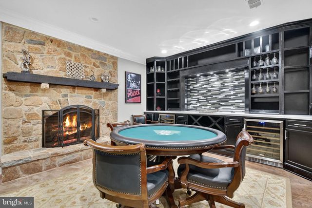 7484 WILSON RD, Warrenton, VA 20186