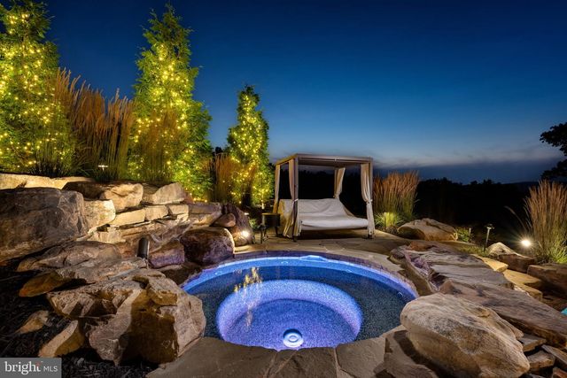 7484 WILSON RD, Warrenton, VA 20186