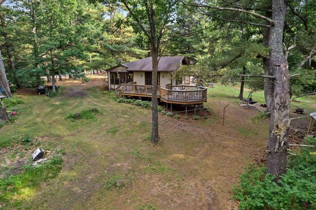 W7092 N Oakwood Circle, Neshkoro, WI 54960