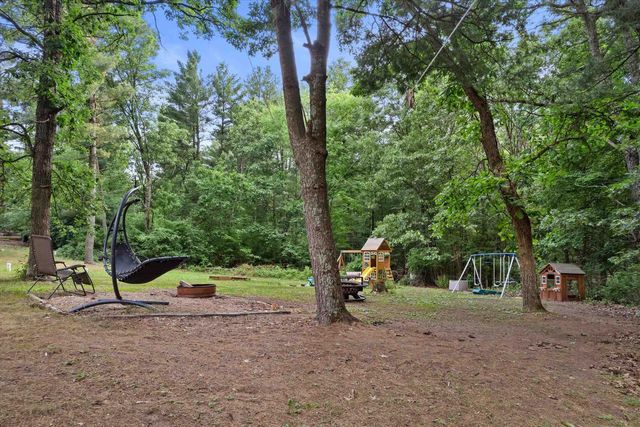 W7092 N Oakwood Circle, Neshkoro, WI 54960