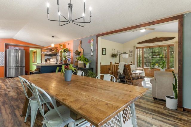 W7092 N Oakwood Circle, Neshkoro, WI 54960