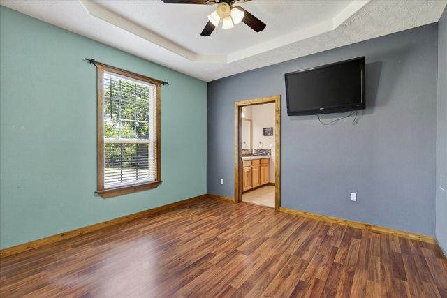 11591 Farm Market 59, Athens, TX 75751