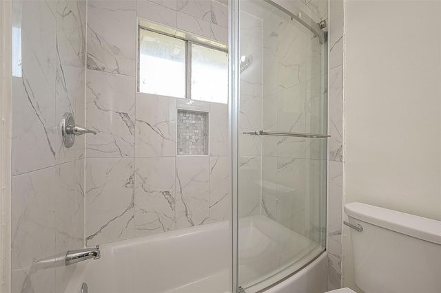 10819 Sageriver Drive, Houston, TX 77089