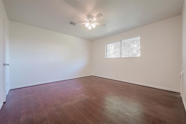 10819 Sageriver Drive, Houston, TX 77089