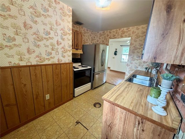 6105 NW 57TH COURT, Ocala, FL 34482