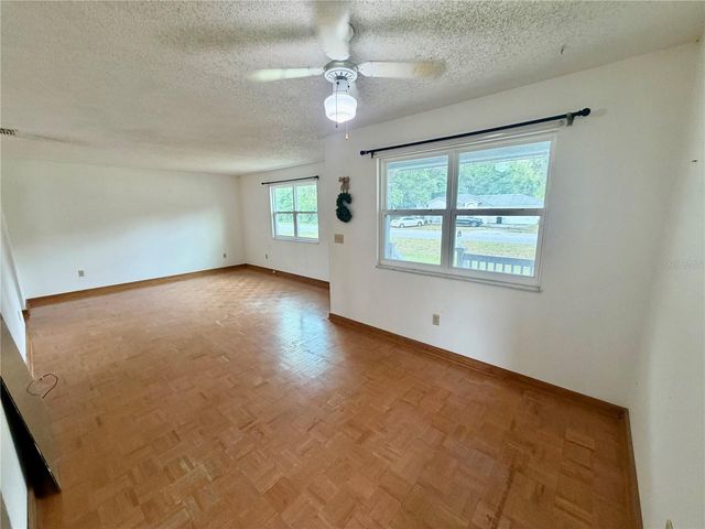 6105 NW 57TH COURT, Ocala, FL 34482