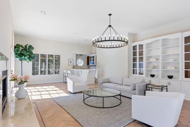 1035 Macadamia Drive, Hillsborough, CA 94010