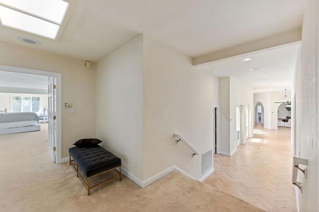 1035 Macadamia Drive, Hillsborough, CA 94010