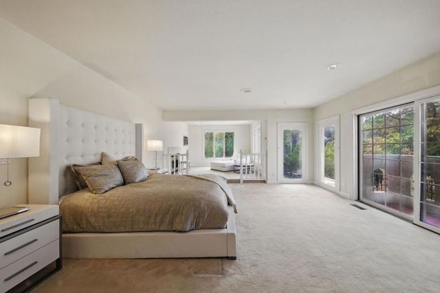 1035 Macadamia Drive, Hillsborough, CA 94010
