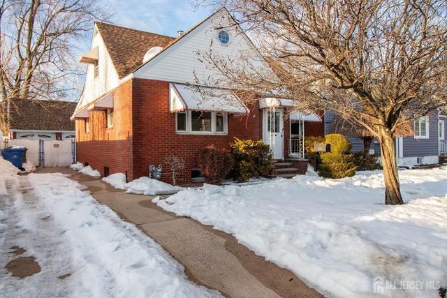 200 Gabriel Terrace, Sayreville, NJ 08879