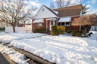 200 Gabriel Terrace, Sayreville, NJ 08879