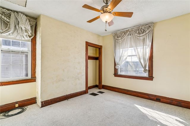 1369 5th Ave, Freedom, PA 15042