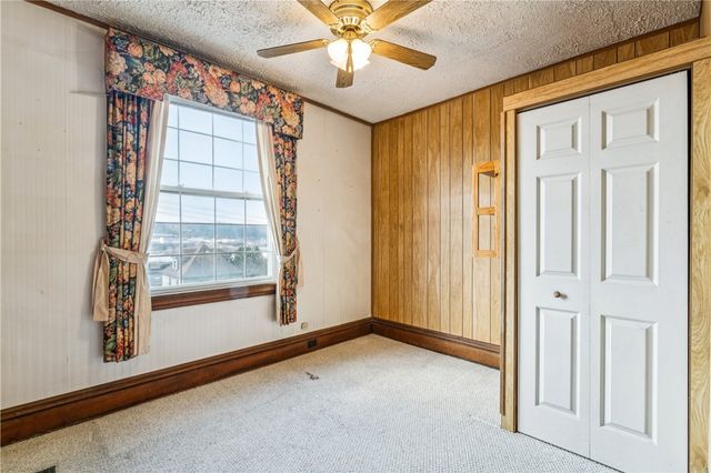 1369 5th Ave, Freedom, PA 15042